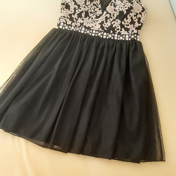 Esmerald Sundae 🌞048 Spaghetti Strap Dress Sz 7 Embellished  Strappy Black - Picture 6 of 11